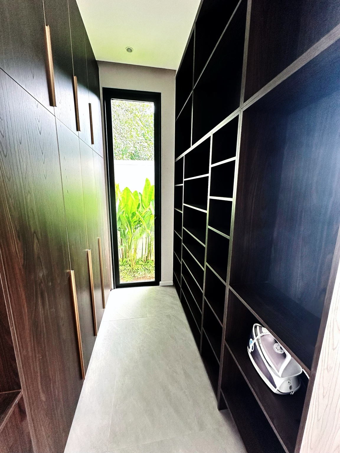 Charm Pool Villa Honeywood in Rawai Phuket — interior photograph 14